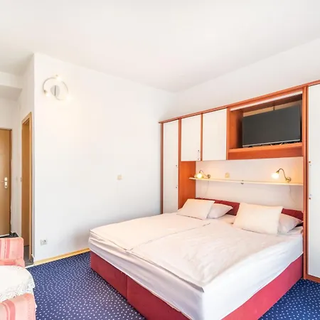 Apartments Katarine Zrinske Vodice Exterior photo