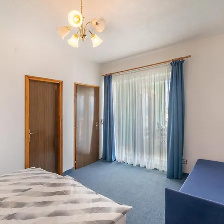 Apartments Katarine Zrinske Vodice Exterior photo